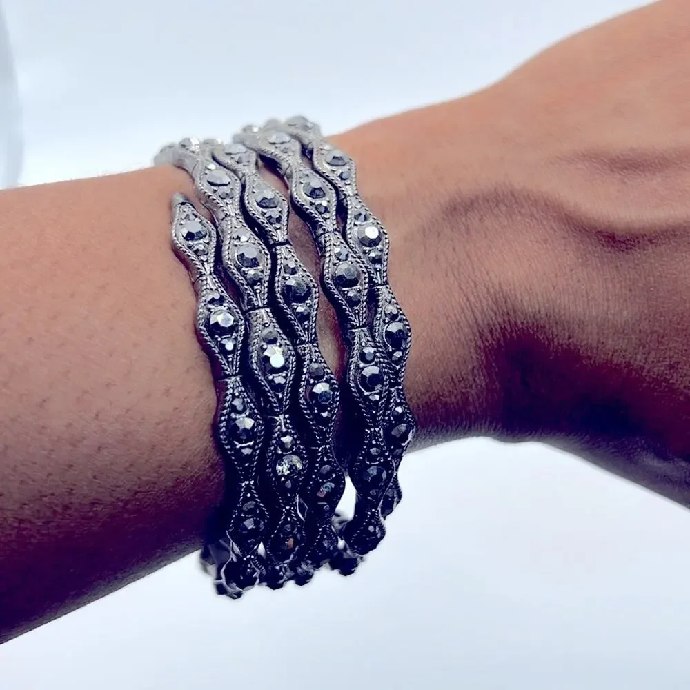 Elegant Geometrical Wrap Gunmetal Silver Bangle Wrap Around Expandable Bracelet